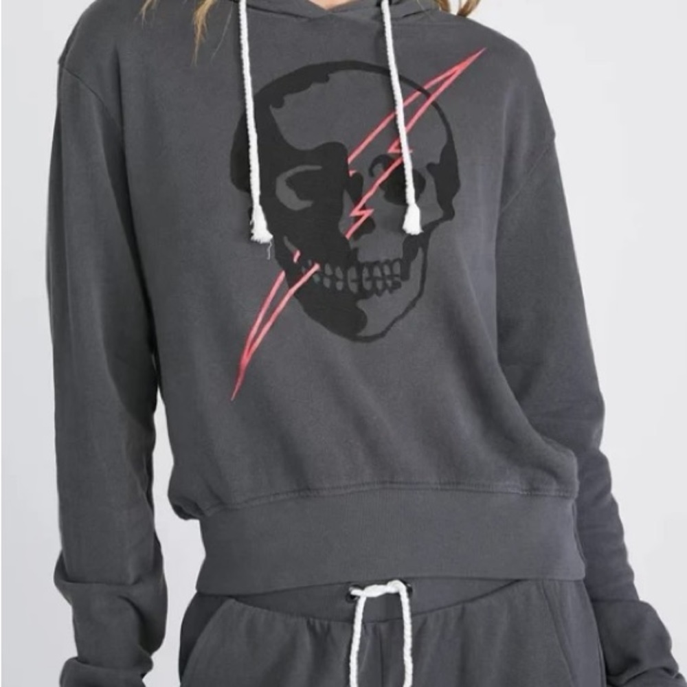 Lightning Skull Hoodie CHRLDR size M